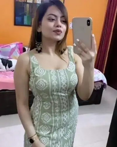 Call Girl in Fort Area